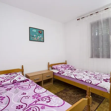 Apartman Laurus Malinska Exteriér fotografie